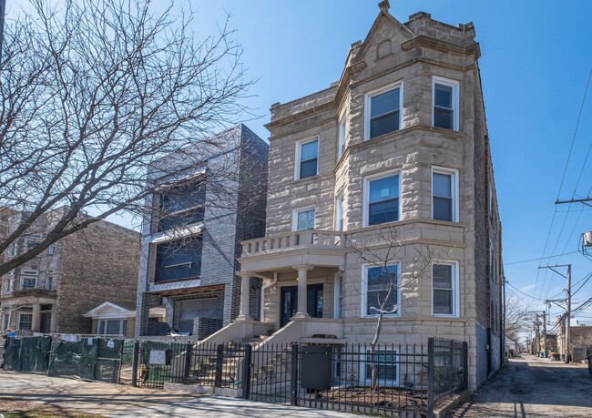 Primary Photo - BEC Properties Kedzie LLC