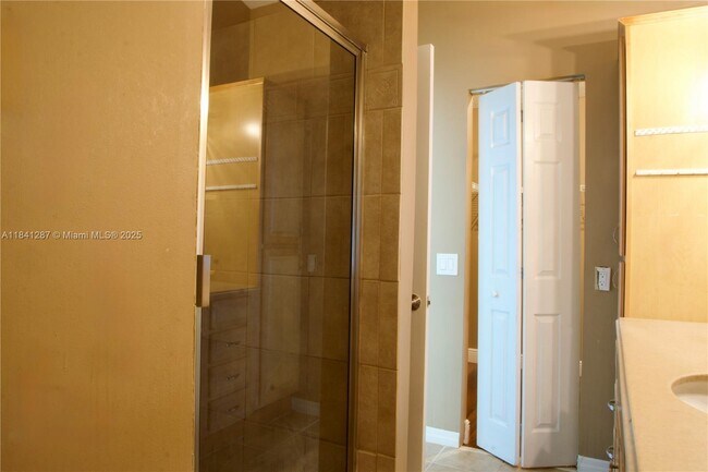 Building Photo - 4192 SW 87th Terrace