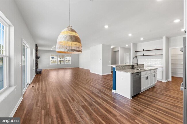 Building Photo - 5559 Trafalgar Cir