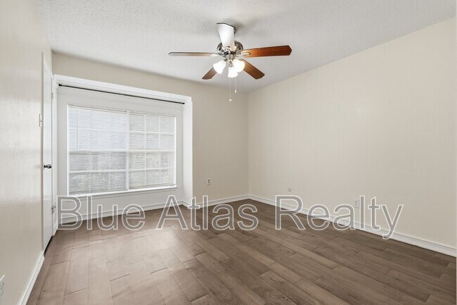 Building Photo - 11311 Audelia Rd