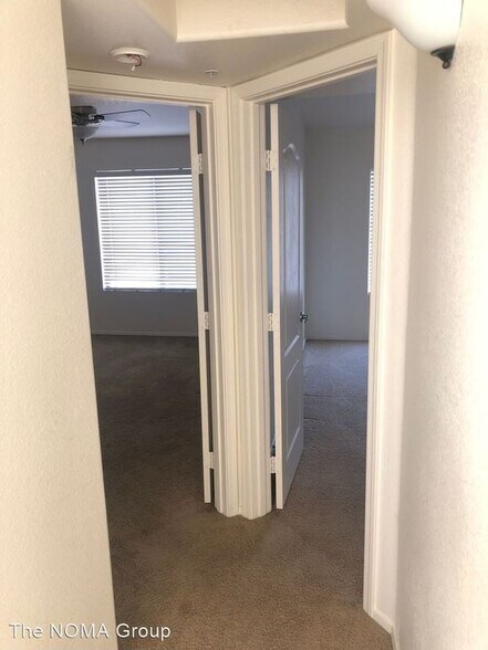 Building Photo - 2401 E Rio Salado Pky