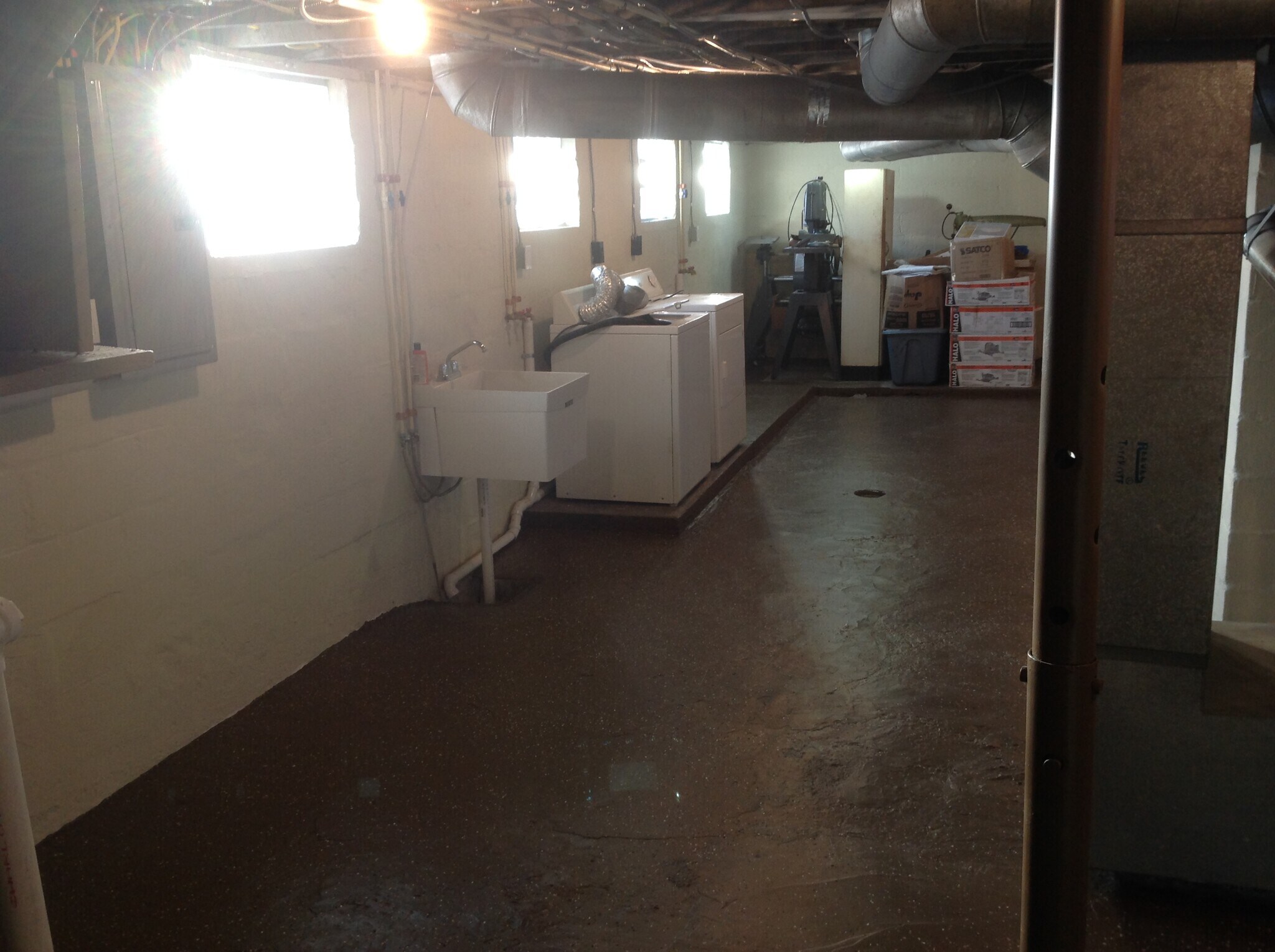 Building Photo - 4027 E 52nd St