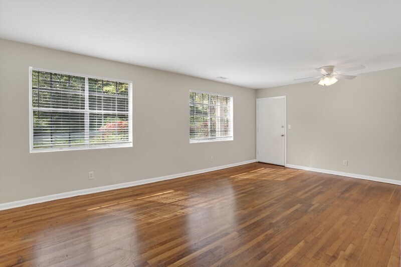 Building Photo - 463 Medlock Rd