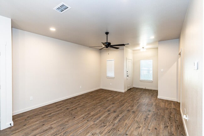 Building Photo - 2532 138th St