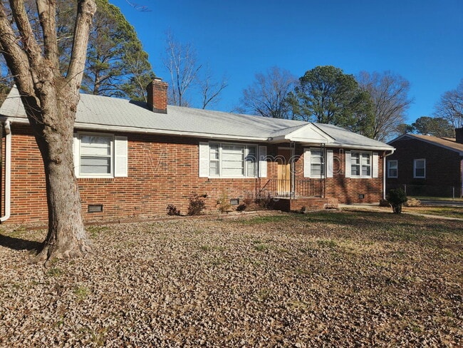 Building Photo - 831 Newkirk Dr