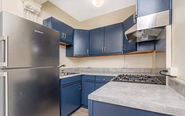 Building Photo - 399 State St