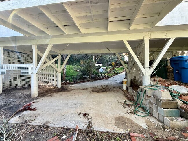 Building Photo - Charming 2 bed 2 bath home in Simi Valley!