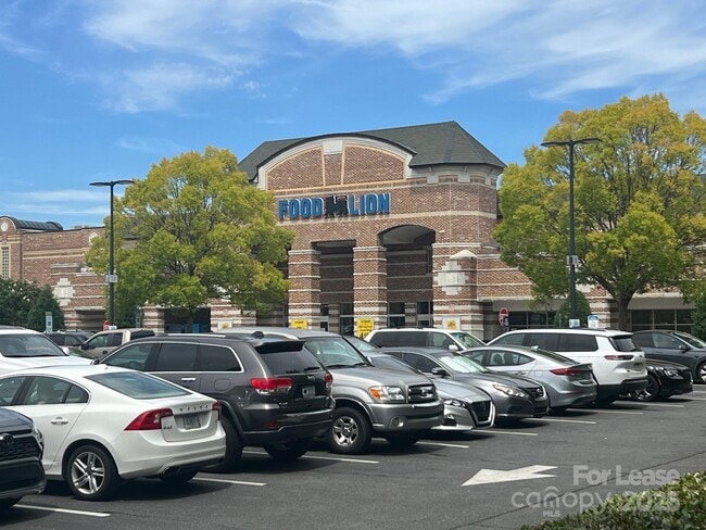 Building Photo - 8728 Arbor Creek Dr