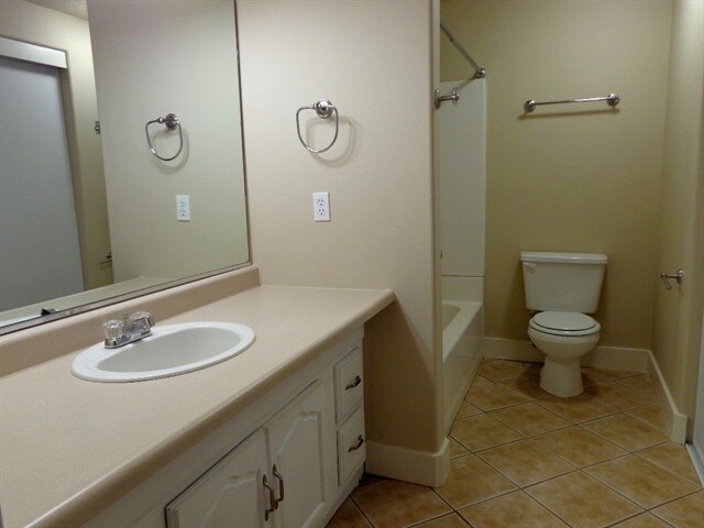 Building Photo - 6075 S 6105 W