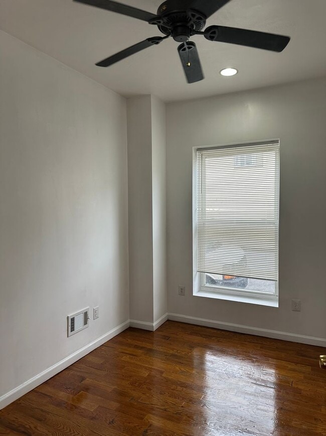 Building Photo - Beautifully Renovated Three Bedroom Home for Rent! Central Air! Rear Deck! Available Now!