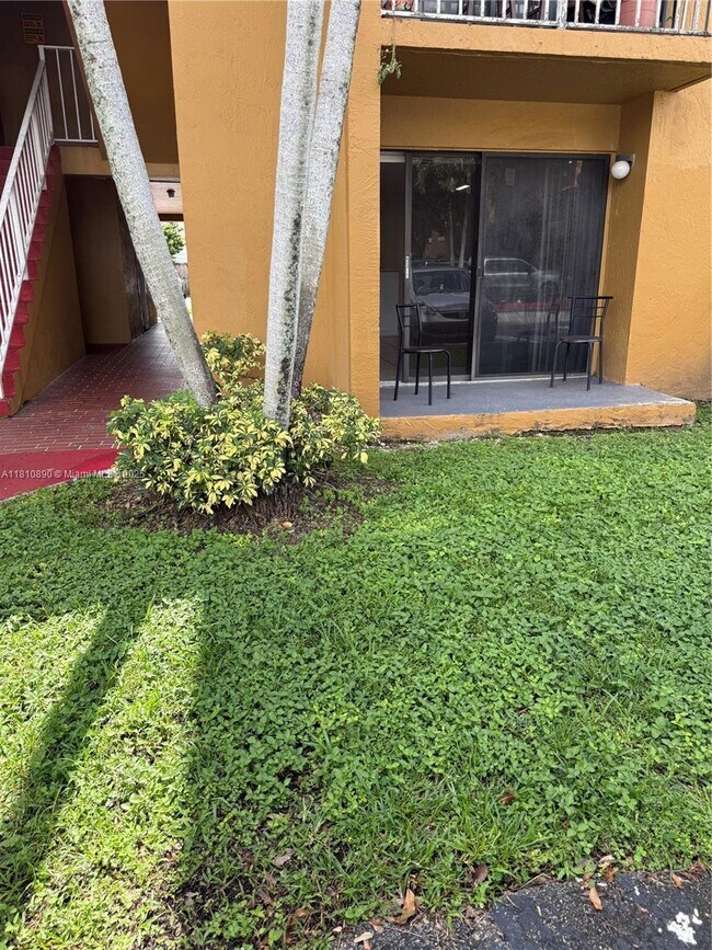 Building Photo - 15600 SW 80th St