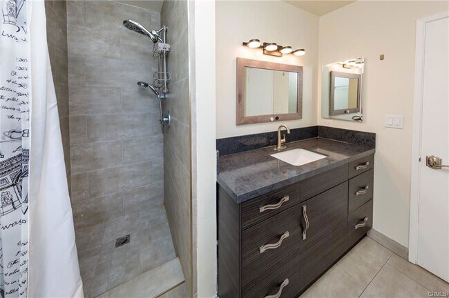 Primary Photo - 1125 16th St