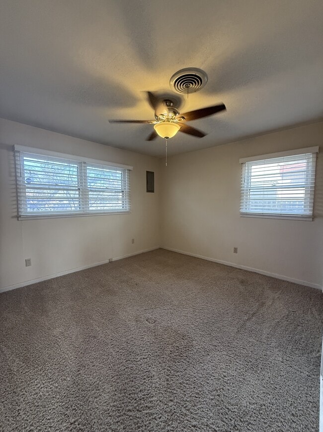 Building Photo - 2418 48th St