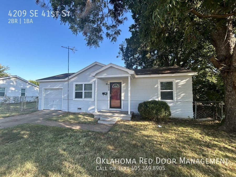 Building Photo - 4209 SE 41st St