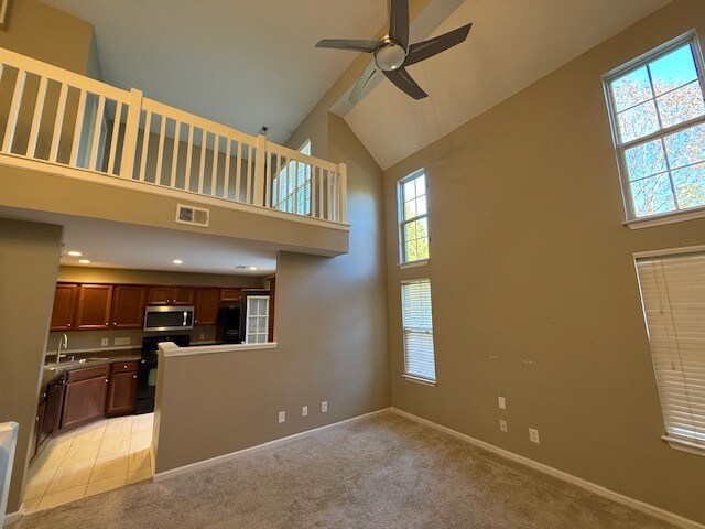 Building Photo - 853 Jarman Dr