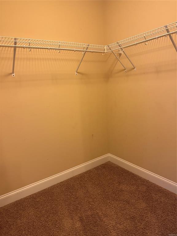 Building Photo - 436 Sydney Dr N