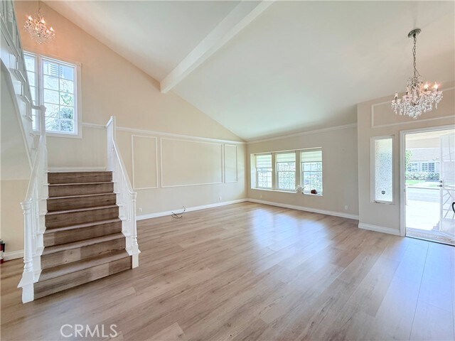 Building Photo - 7 Calhoun