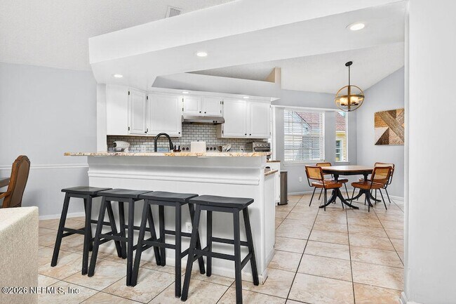 Building Photo - 3534 Millcrest Dr