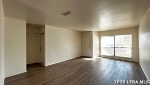 Building Photo - 939 Hayloft Ln