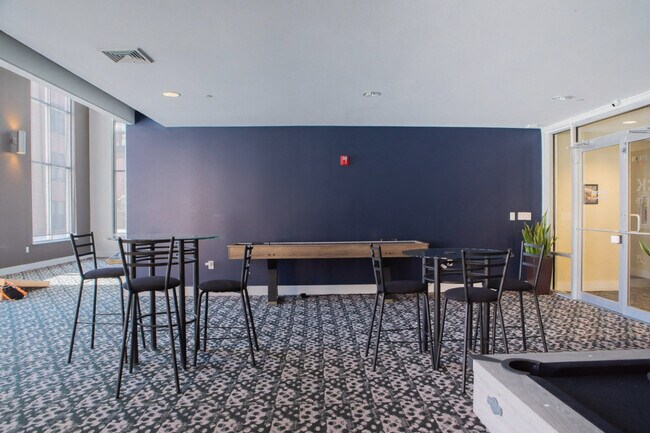 Building Photo - 145 N Jackson St