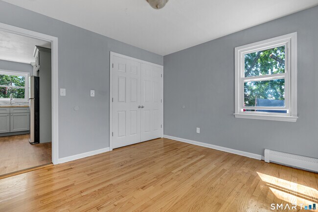 Building Photo - 509 Westfield Ave