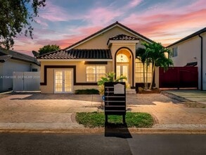 Building Photo - 8714 NW 153rd Terrace