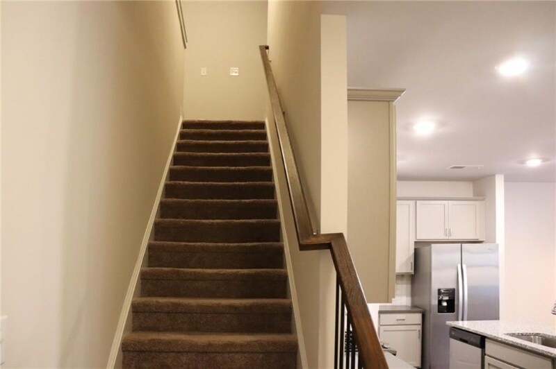 Building Photo - 1317 Heights Park Dr