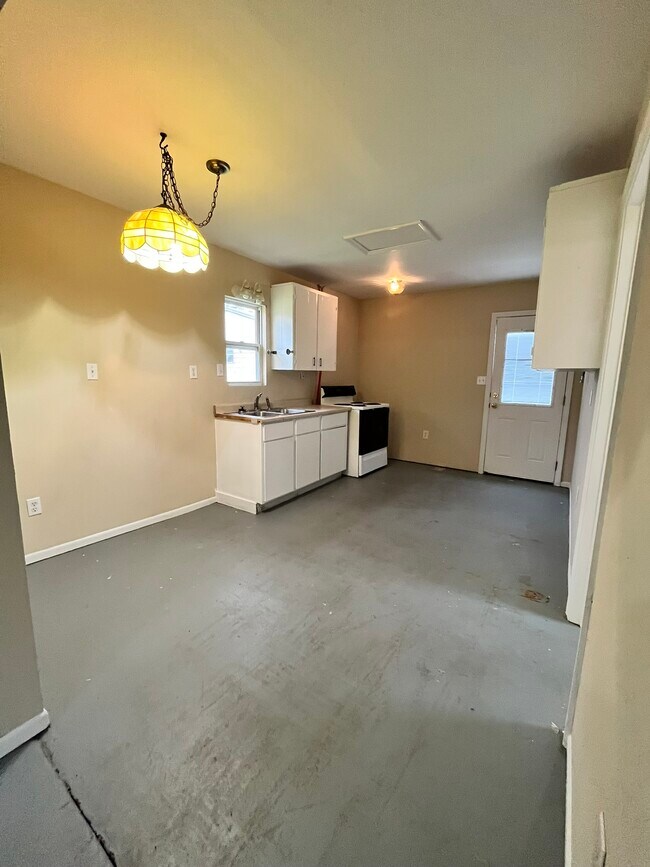 Building Photo - 1766 Turkey Creek Loop