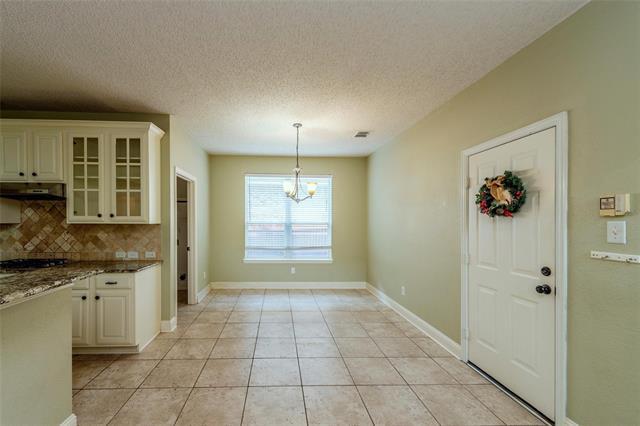 Building Photo - 8221 Grand Canyon Dr