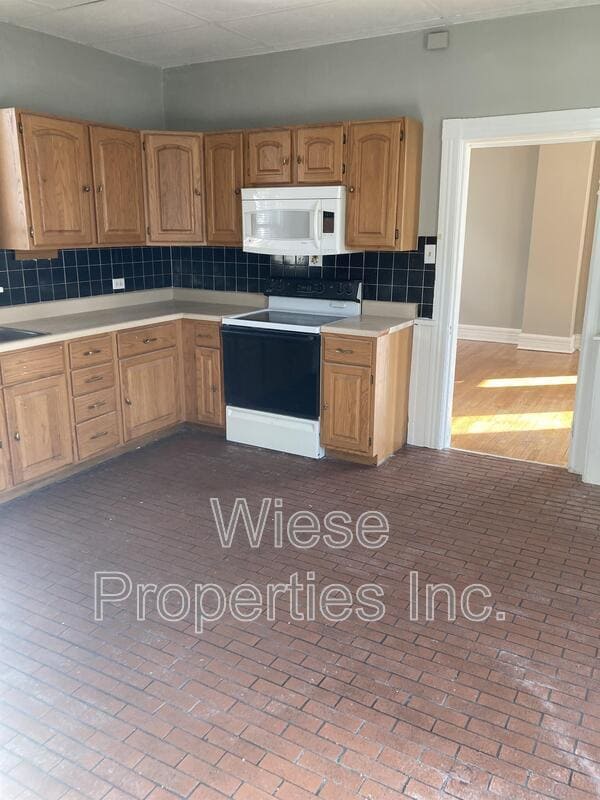 Building Photo - 505 New St