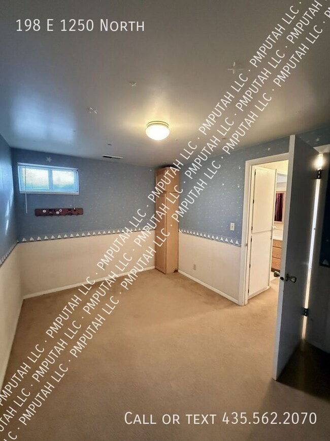 Building Photo - 198 E 1250 N