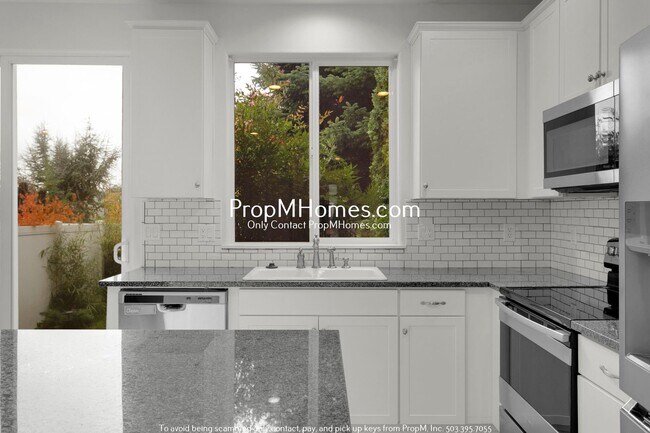 Building Photo - Beautiful Townhome in Parker Crest – Moder...