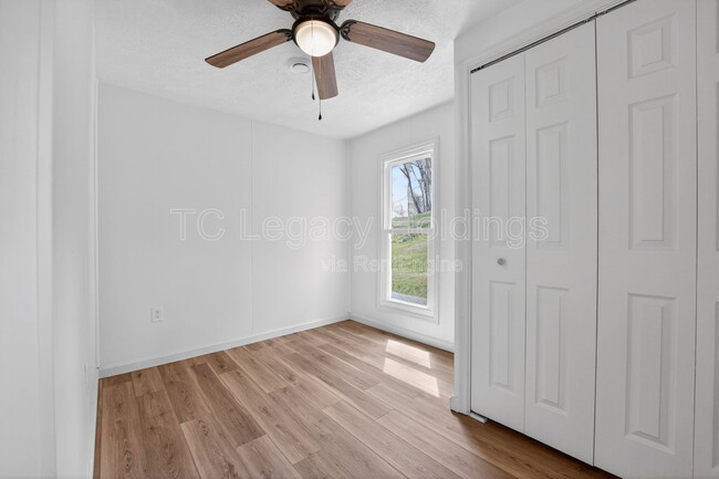 Building Photo - 73 Beechwood Ave