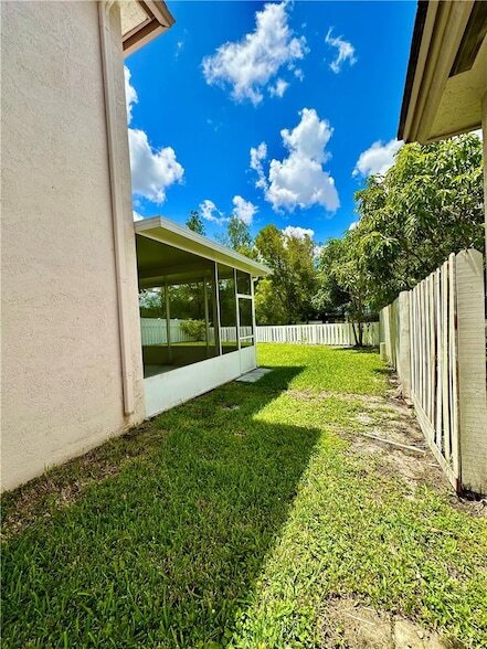 Building Photo - 7470 NW 1st Pl