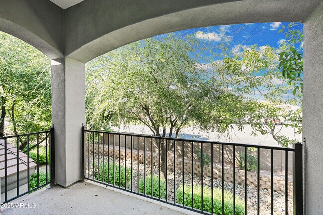 Building Photo - 4608 W Maryland Ave