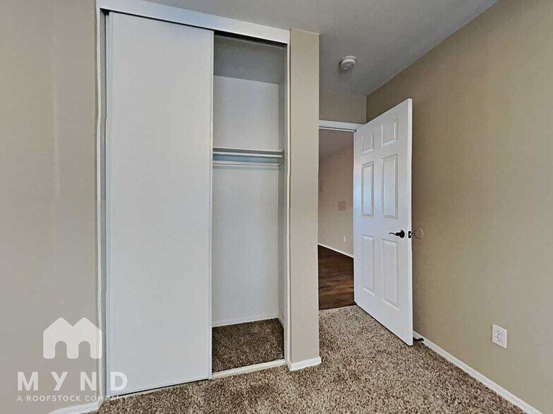 Building Photo - 11111 E Flossmoor Ave