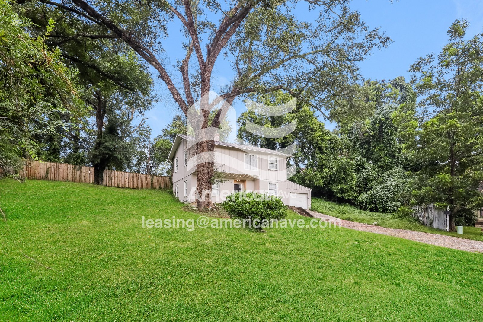 Building Photo - 1221 Azalea Ct