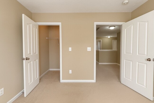 Building Photo - Spacious 4BR House in Cane Ridge Farms