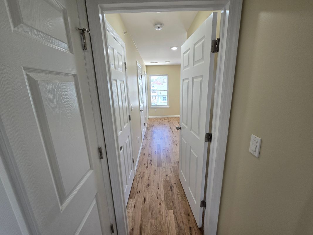 Building Photo - 53 Philip Pl