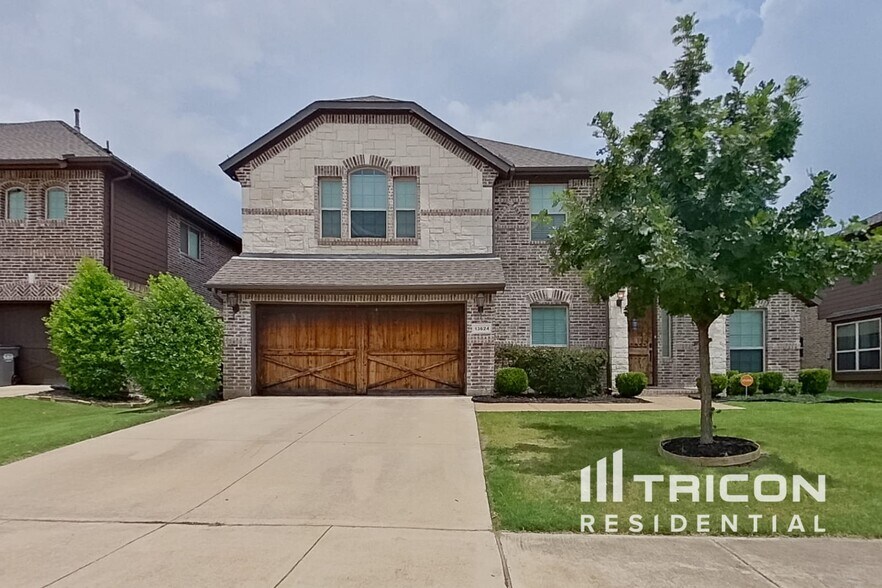 Primary Photo - 13624 Cortes de Pallas Dr