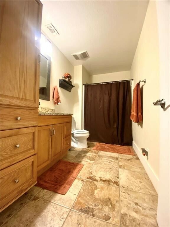 Building Photo - 441 Leaning Oak Trail