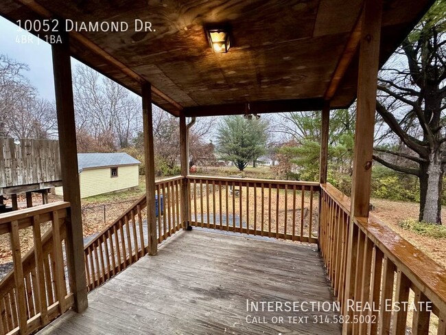 Building Photo - 10052 Diamond Dr