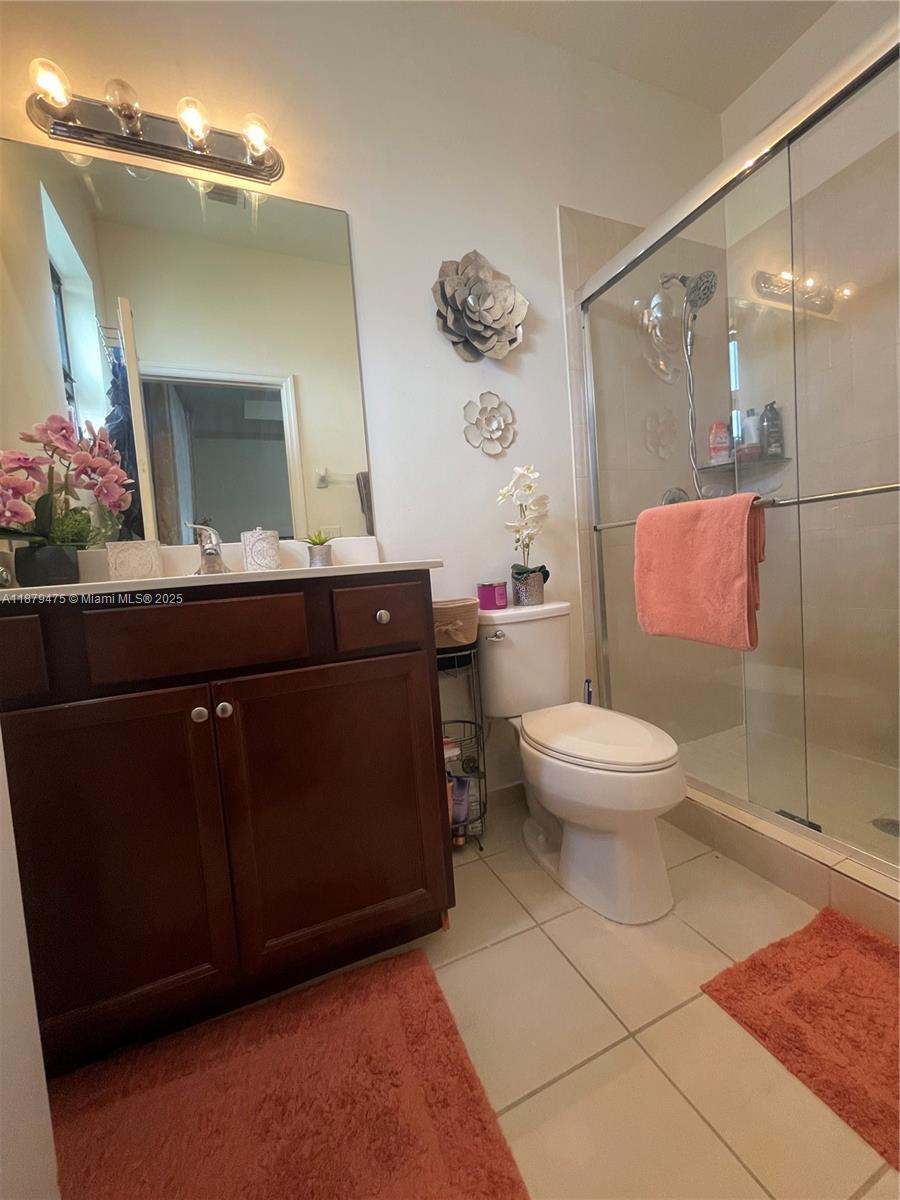 Building Photo - 9309 W 32nd Ln