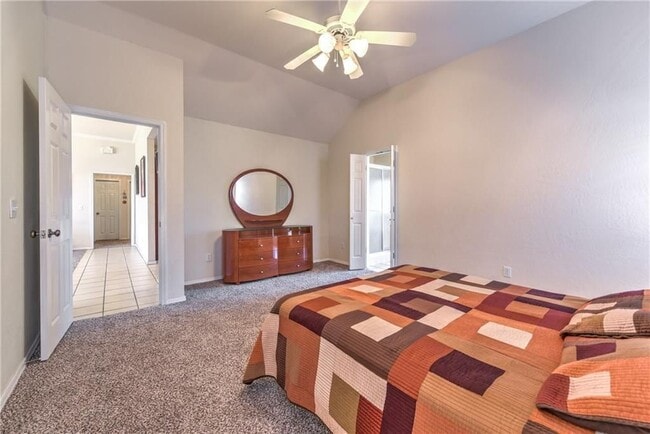 Building Photo - Great Location with Storm Shelter in Brist...