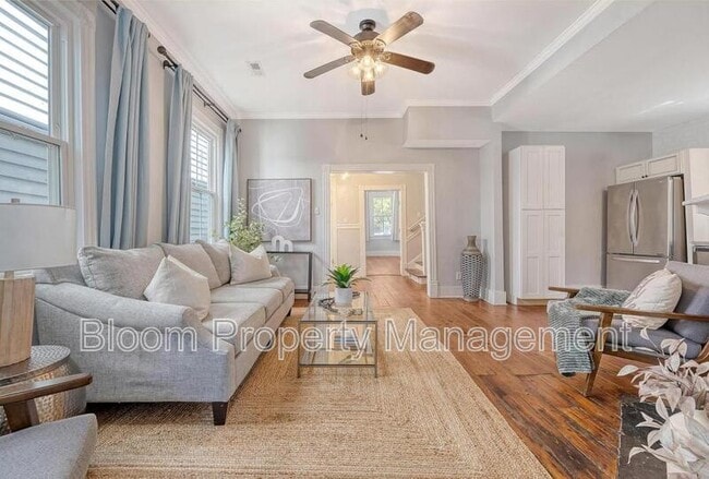 Building Photo - 169 Fishburne St