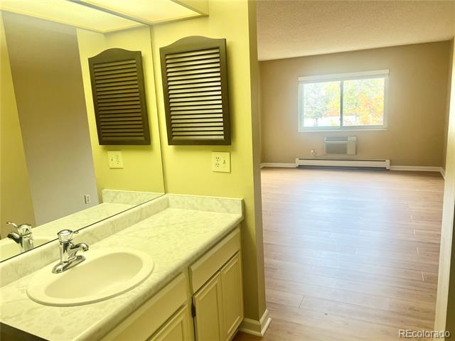 Building Photo - 14390 E Marina Dr