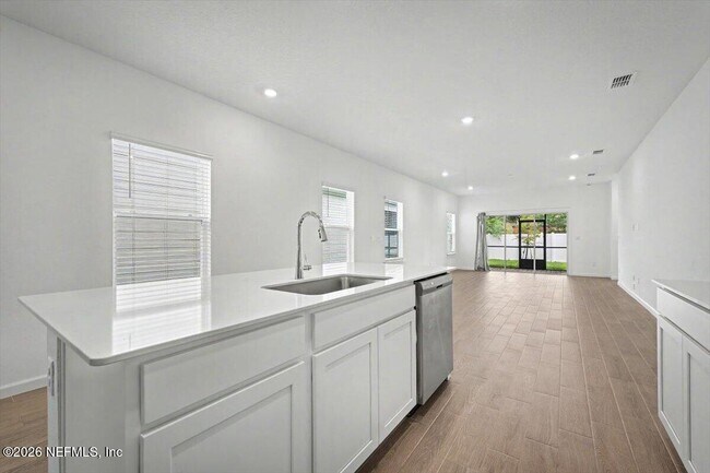 Building Photo - 3979 Haydon Burns Pl