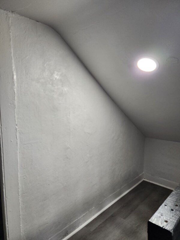 Building Photo - 16 3rd St