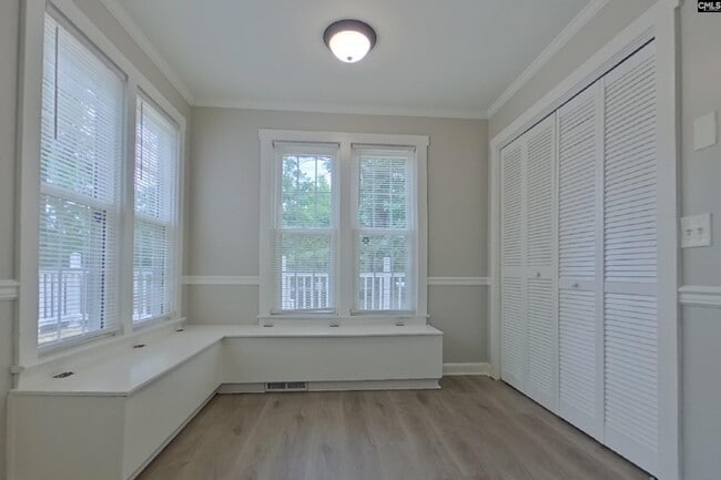 Building Photo - 18 Hillpine Ct