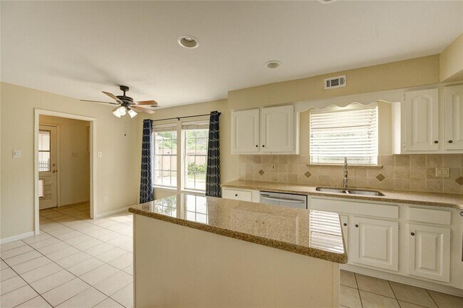Building Photo - 1802 Cobblestone Ct